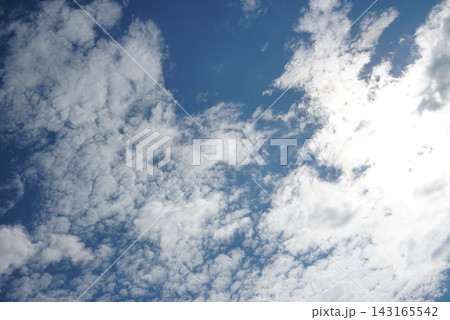 雲の多い空 143165542