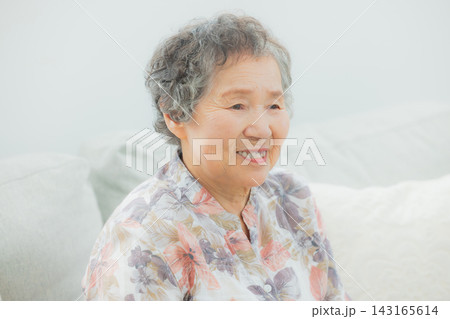 元気なシニア女性 143165614