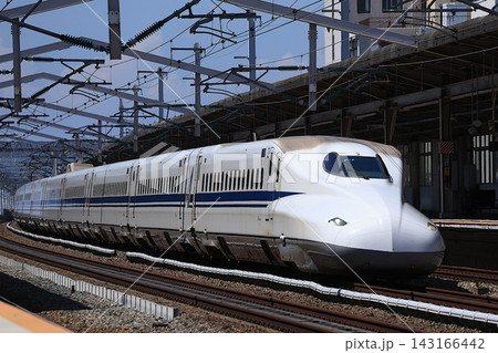【JR西日本】N700系4000番台「のぞみ」(山陽新幹線:西明石駅) 【JR西日本】N700系4000番台「のぞみ」(山陽新幹線:西明石駅) 143166442