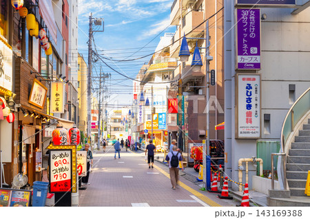 都営地下鉄三田線・高島平駅 北口商店街 都営地下鉄三田線・高島平駅 北口商店街 143169388
