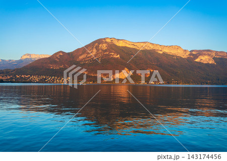 Lake Annecy at sunset with Alp mountains in France 143174456
