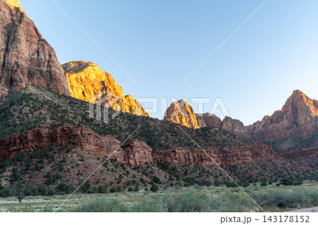 Stunning views of red rock mountains at Zion National Park, Utah. Stunning views of red rock mountains at Zion National Park, Utah. 143178152