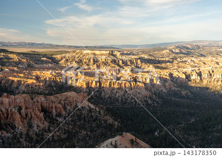 Scenic views of red rock and hoodoos at Bryce Canyon National Park in Utah. Scenic views of red rock and hoodoos at Bryce Canyon National Park in Utah. 143178350