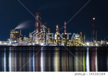 青崎から望む工場夜景(大在ディズニー) 青崎から望む工場夜景(大在ディズニー) 143181164