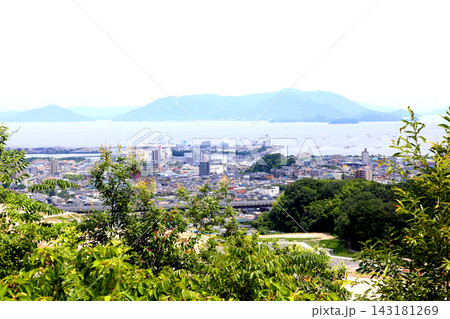 宮島サービスエリア 山陽道 山陽自動車道 山陽道下り 展望台 瀬戸内海 宮島 広島県 廿日市市 宮島サービスエリア 山陽道 山陽自動車道 山陽道下り 展望台 瀬戸内海 宮島 広島県 廿日市市 143181269