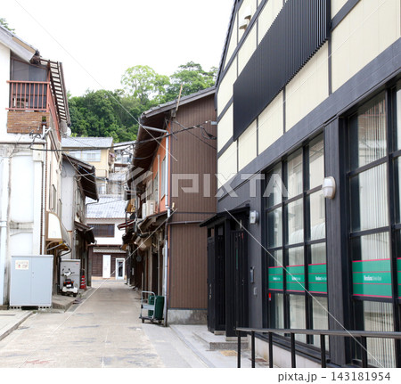 宮島 厳島神社 安芸 広島 JR西日本宮島フェリー 宮島の町並 厳島神社大鳥居 広島湾 瀬戸内 宮島 厳島神社 安芸 広島 JR西日本宮島フェリー 宮島の町並 厳島神社大鳥居 広島湾 瀬戸内 143181954