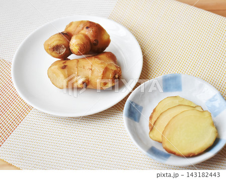 温活にもお役立ち　血行促進にも有効なショウガ 143182443