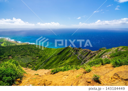 《ハワイの風景》ココヘッド頂上から見る絶景パノラマ 143184449