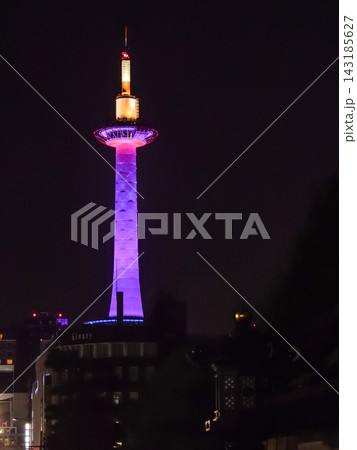 京都タワー（パープルライトアップ） 143185627