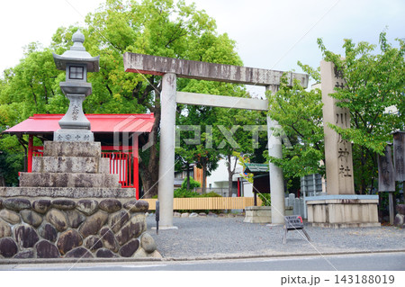 川原神社　灯籠と一の鳥居　神玉巡拝 143188019