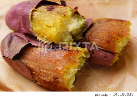 焼き芋 紅はるか 焼き芋 紅はるか 143190039