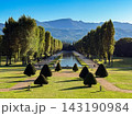 北海道札幌市の前田森林公園。9月の晴れた日の午後。カナールの向こうに見える手稲山 143190984