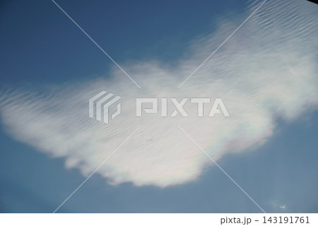 青空に浮かぶ雲 青空に浮かぶ雲 143191761