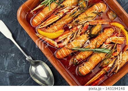 Mediterranean seafood stew with langoustines and mussels Mediterranean seafood stew with langoustines and mussels 143194148