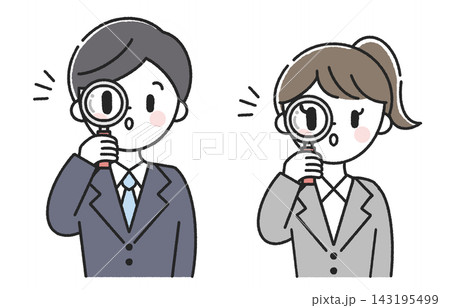 虫眼鏡を覗く男性社員と女性社員 虫眼鏡を覗く男性社員と女性社員 143195499
