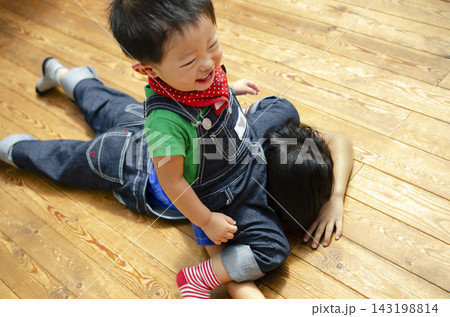 子供 子供 143198814