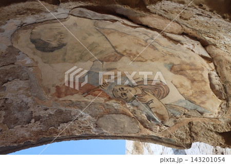 Salamis ruderi romani cipro ancient fresco painting depicting religious figures on stone arch. Salamis ruderi romani cipro 143201054