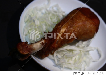 とても美味しい 骨付き肉グリル とても美味しい 骨付き肉グリル 143207154