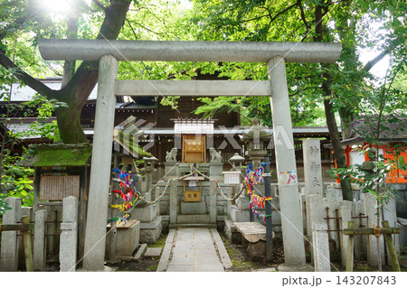 若宮八幡社の境内社 神御衣神社 若宮八幡社の境内社 神御衣神社 143207843