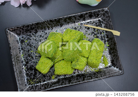 おいしい抹茶わらび餅 143208756
