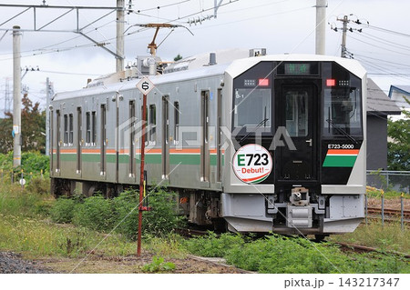 【JR東日本】E723系5000代（山形線：米沢駅） 143217347