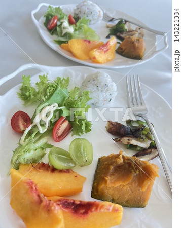 健康 ワンプレ-ト朝食 パン 健康 ワンプレ-ト朝食 パン 143221334