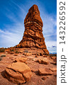 Balanced rock in the Arches national Park, Utah, USA 143226592