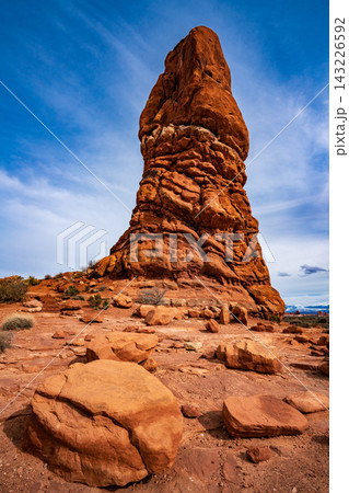 Balanced rock in the Arches national Park, Utah, USA 143226592