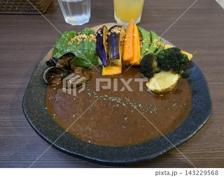 富良野の夏野菜カレー 143229568