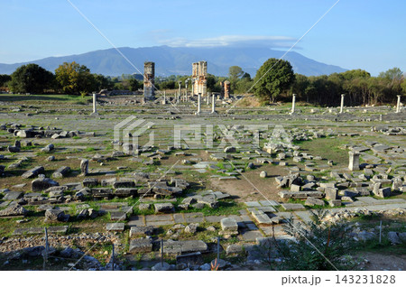 ギリシャ マケドニア フィリッポイの古代遺跡 広場とバシリカBの遺構 ギリシャ マケドニア フィリッポイの古代遺跡 広場とバシリカBの遺構 143231828