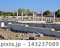 ギリシャ マケドニア 古代マケドニア王国の首都 ペラ遺跡 復元された列柱 ギリシャ マケドニア 古代マケドニア王国の首都 ペラ遺跡 復元された列柱 143237089