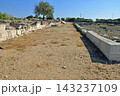 ギリシャ マケドニア 古代マケドニア王国の首都 ペラ遺跡 石造りの基礎や壁の遺構 ギリシャ マケドニア 古代マケドニア王国の首都 ペラ遺跡 石造りの基礎や壁の遺構 143237109