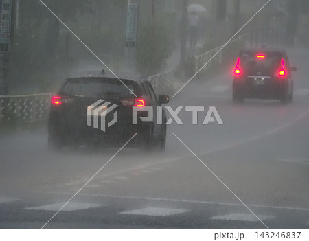 豪雨 豪雨 143246837