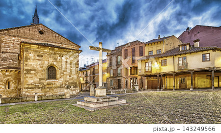 Old Town, Leon, Spain 143249566
