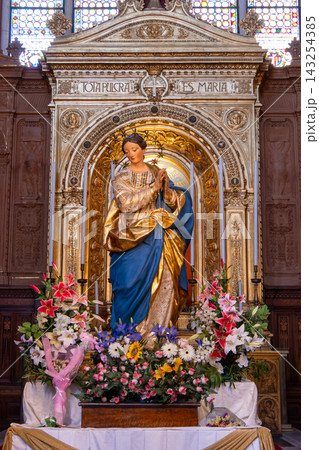 Statue of the Virgin Mary at the Altar of San Petronio Basilica in Bologna Italy Statue of the Virgin Mary at the Altar of San Petronio Basilica in Bologna Italy 143254385