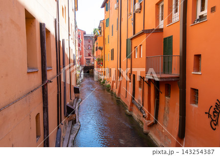 Bologna Hidden Canals Small Venice View Italy Bologna Hidden Canals Small Venice View Italy 143254387
