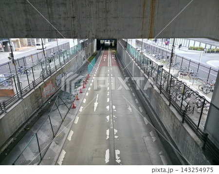 2025/12/27 都心部の風景 - 日本 大阪府 大阪市北区 143254975