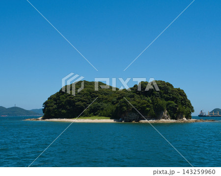 青い海と空と無人島 青い海と空と無人島 143259960
