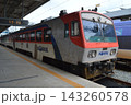韓国　浦項駅に停車するKORAIL RDCムグンファ号 143260578
