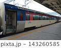 韓国　浦項駅に停車するKORAILムグンファ号 143260585