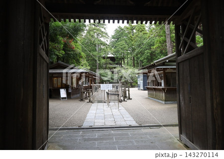 神奈川県鎌倉市ぶある円覚寺の境内入り口風景, 神奈川県鎌倉市ぶある円覚寺の境内入り口風景, 143270114