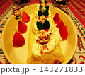クリスマスケーキ　サンタとストロベリー 143271833