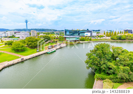 富山県　富山市　富岩運河環水公園 143288819