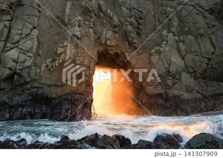 cave with stones and rocks cave with stones and rocks 143307909