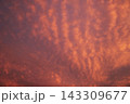 雨上がりの秋の夕方の空 1 トワイライト 雨上がりの秋の夕方の空 1 トワイライト 143309677