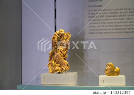 ロイヤルオンタリオ博物館 自然金 ロイヤルオンタリオ博物館 自然金 143312397