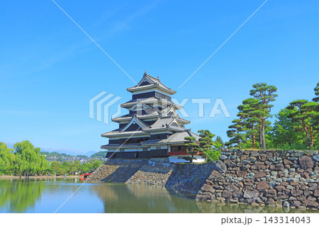 長野県松本市、国宝松本城の風景 長野県松本市、国宝松本城の風景 143314043