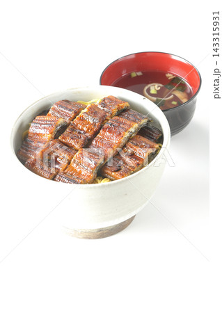 うな丼とお吸物 うな丼とお吸物 143315931