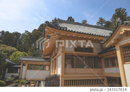 April 28 2026 Zuiganji Temple architecture tiled roof, japan April 28 2026 Zuiganji Temple architecture tiled roof, japan 143317614