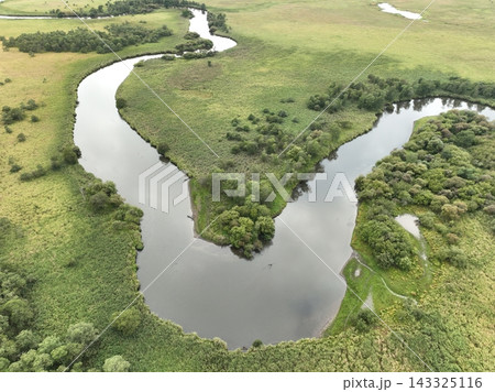 北海道 釧路湿原国立公園 細岡展望台から見る景色が絶景 ドローン空撮 北海道 釧路湿原国立公園 細岡展望台から見る景色が絶景 ドローン空撮 143325116